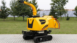 Leistungsstarker Buschholzhäcksler mit Fernbedienung auf verstellbarem Raupenfahrwerk
 LS 160 DW Track RC